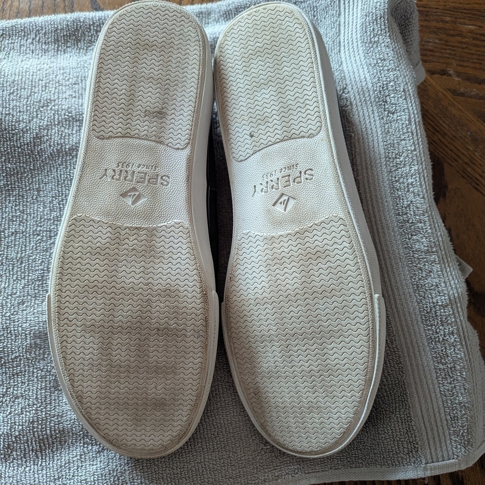 Sperry Men's Gray and Tan Boat Shoes - Picture 2 of 4